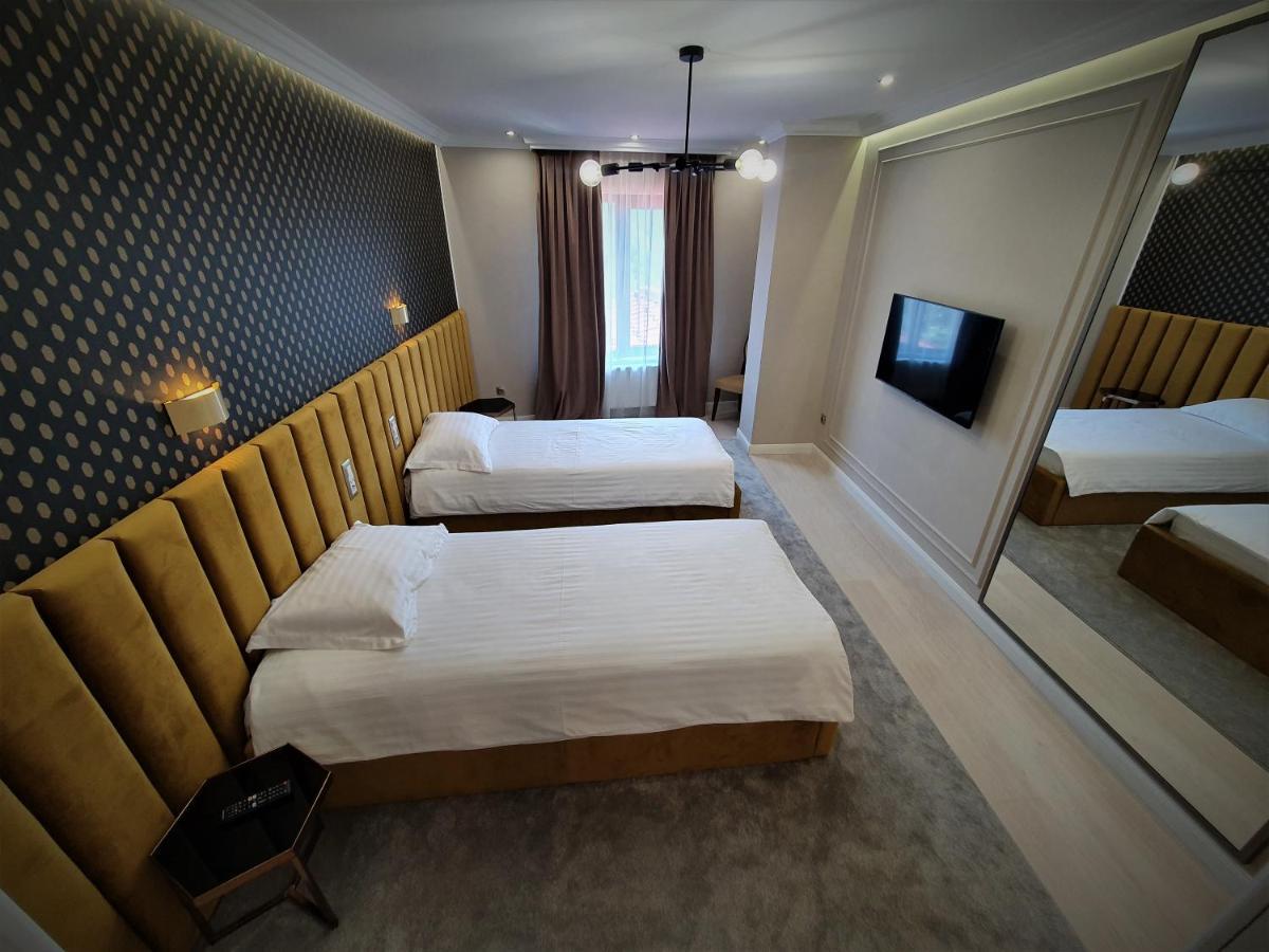 Отель Casa Campeanu Glod  Экстерьер фото